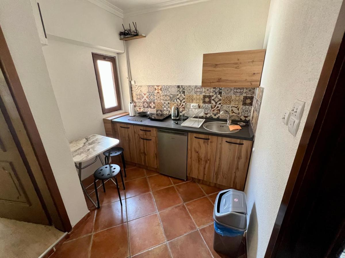Home Base Apartments Скоп'є Екстер'єр фото